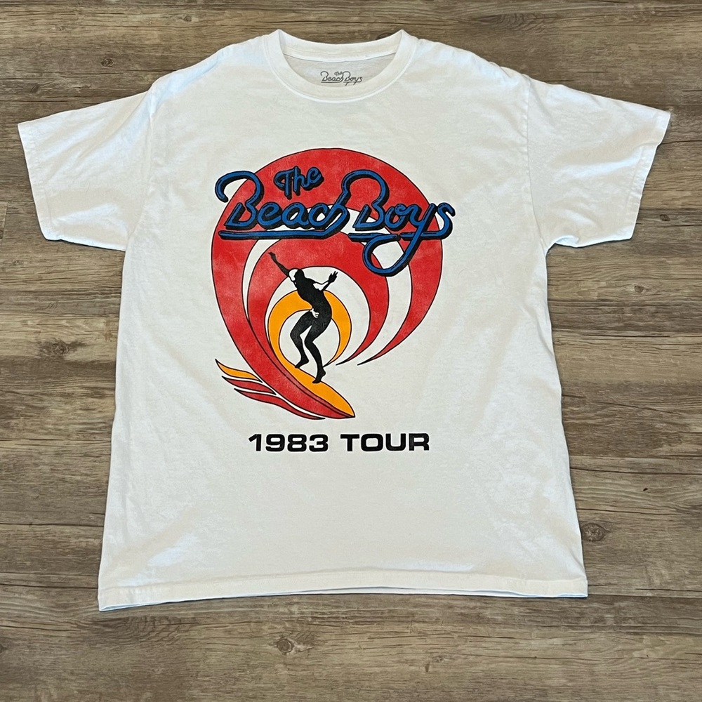 Beach Boys 1983 concert tee. Size M. Unisex